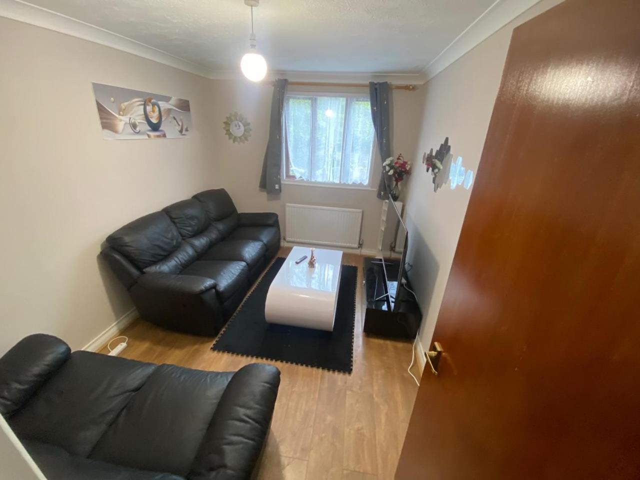 Stunning 2 Bedroom With Garden Sleep 6 London Eksteriør billede